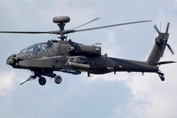 Italeri 1:48 AH-64D APACHE LONGBOW i gruppen SPORT, FRITID & HOBBY / Hobby / Plastmodeller / Fly & Helikoptre hos TP E-commerce Nordic AB (A07117)