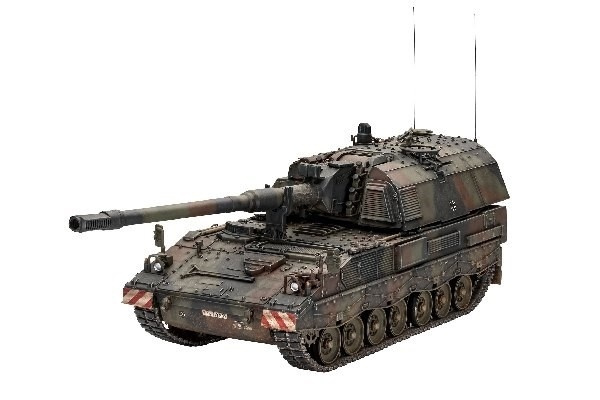 Revell 2000 selvdrevet haubitser i gruppen SPORT, FRITID & HOBBY / Hobby / Plastmodeller / Militære kjøretøy (land) hos TP E-commerce Nordic AB (A07532)