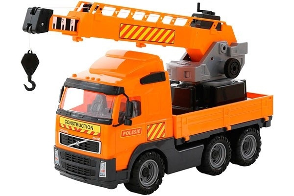 Volvo lastebil med kran på lasteplan 580x195x320mm i gruppen LEKER, BARN OG BABY / Leker / Lekebiler hos TP E-commerce Nordic AB (A10055)