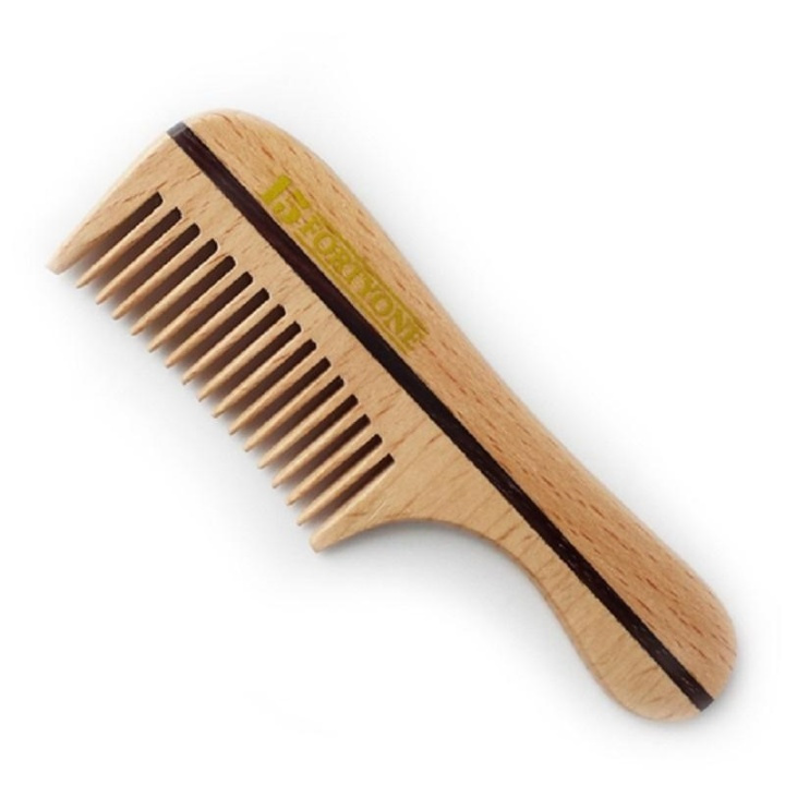 1541 London Barte-/skjeggkam i tre, naturlig bøketre i gruppen HELSE OG SKJØNNHET / Hår & styling / Barbering og trimming / Skjeggkammer og barberkoster hos TP E-commerce Nordic AB (A10193)