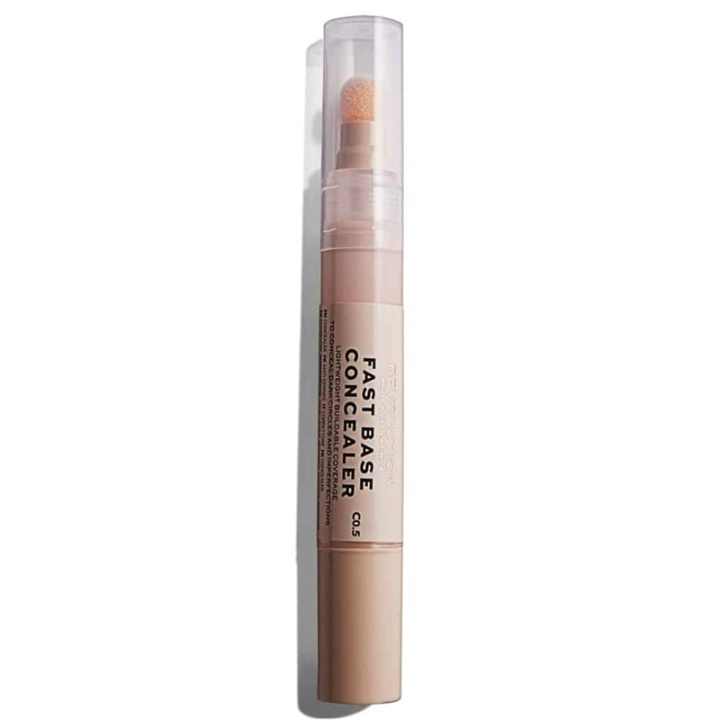 Makeup Revolution Fast Base Concealer C0.5 i gruppen HELSE OG SKJØNNHET / Makeup / Makeup ansikt / Concealer hos TP E-commerce Nordic AB (A11821)