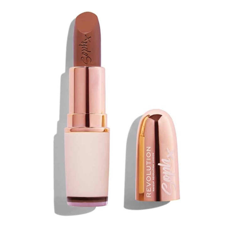 Makeup Revolution Soph Nude Lipstick - Fudge i gruppen HELSE OG SKJØNNHET / Makeup / Lepper / Leppestift hos TP E-commerce Nordic AB (A12028)