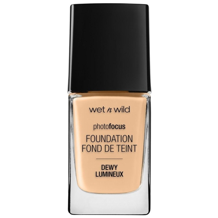 Wet n Wild Photo Focus Dewy Foundation - Soft Beige i gruppen HELSE OG SKJØNNHET / Makeup / Makeup ansikt / Foundation hos TP E-commerce Nordic AB (A13216)