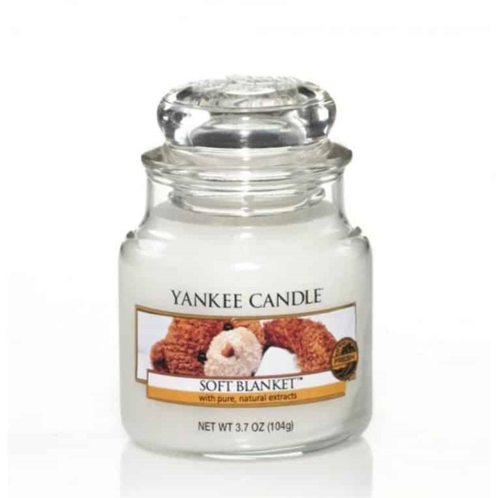 Yankee Candle Classic Small Jar Soft Blanket 104g i gruppen HELSE OG SKJØNNHET / Duft og parfyme / Andre dufter / Duftlys hos TP E-commerce Nordic AB (A13318)