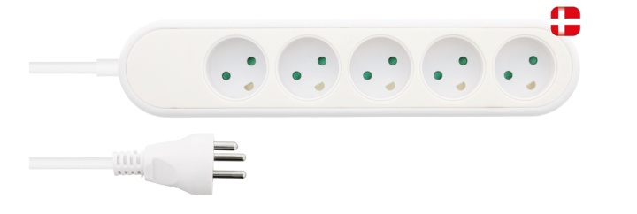 NORDIC QUALITY Power DK 5-veis stikkontakt med jord (3x1,5mm²), 1,5m i gruppen HJEM, HUS OG HAGE / El og belysning / Grenuttak hos TP E-commerce Nordic AB (A16730)