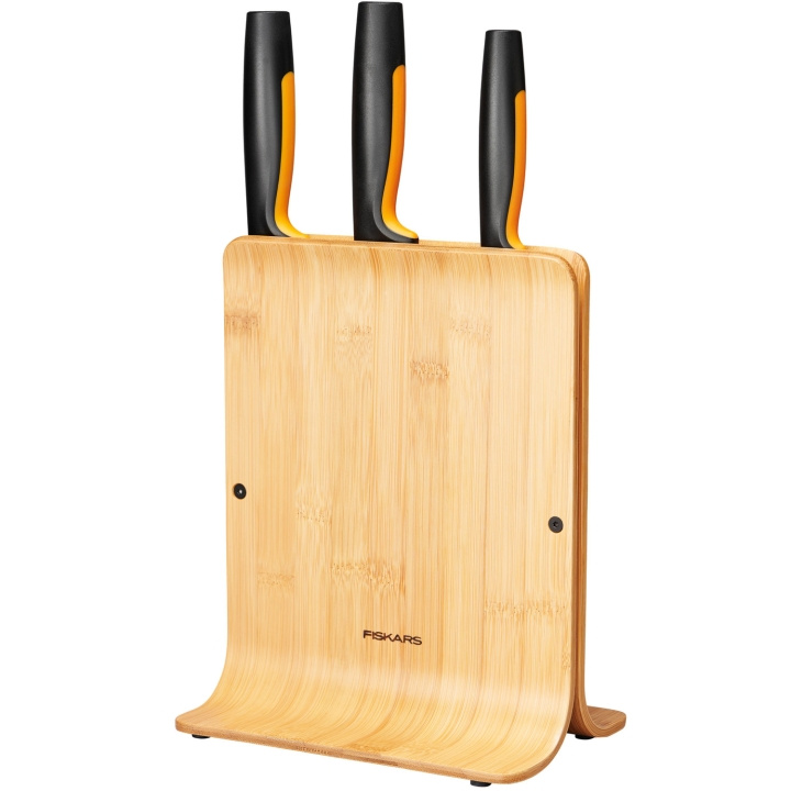 Fiskars Knivblokk i bambus med 3 kniver FF i gruppen HJEM, HUS OG HAGE / Kjøkkenutstyr / Kjøkkenkniver og knivslipere hos TP E-commerce Nordic AB (A18685)