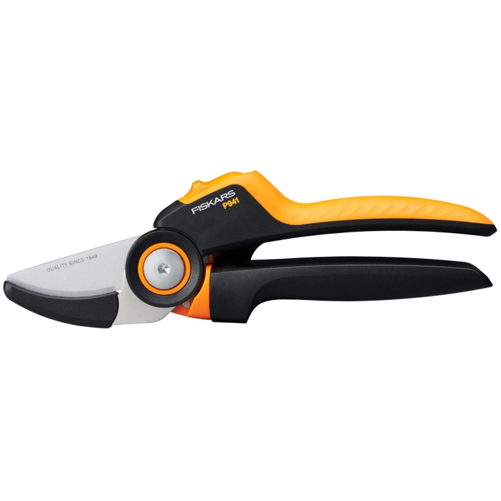 Fiskars Xseries PGX P941 beskjæringssaks med ambolt M i gruppen HJEM, HUS OG HAGE / Hageprodukter / Hageredskap hos TP E-commerce Nordic AB (A18700)