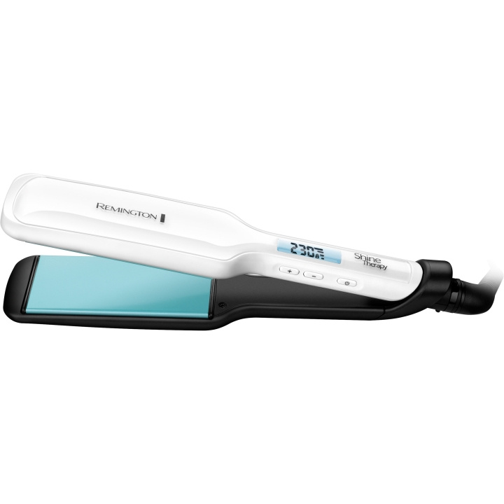 Remington Glattejern S8550 Shine Therapy Wide Plate i gruppen HELSE OG SKJØNNHET / Hår & styling / Stylingverktøy / Rettetenger hos TP E-commerce Nordic AB (A19387)