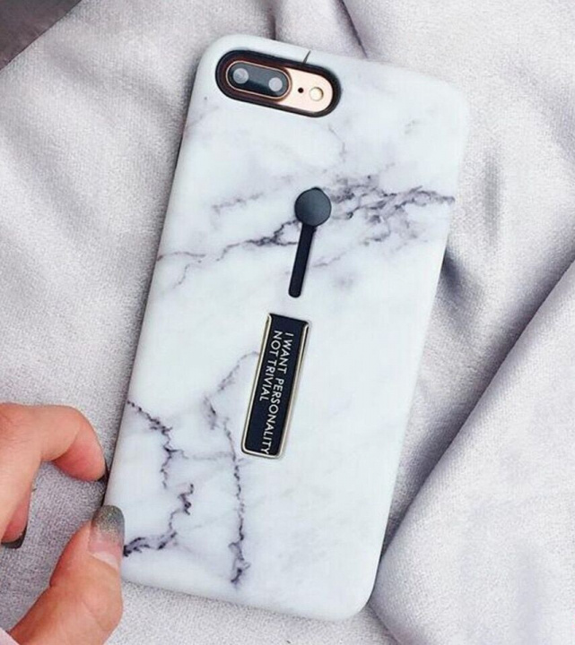 Moteveske med fingerholder - iPhone 12 Mini, Hvit marmor i gruppen SMARTTELEFON & NETTBRETT / Mobilbeskyttelse / Apple / iPhone 12 Mini / Deksel hos TP E-commerce Nordic AB (A20847)