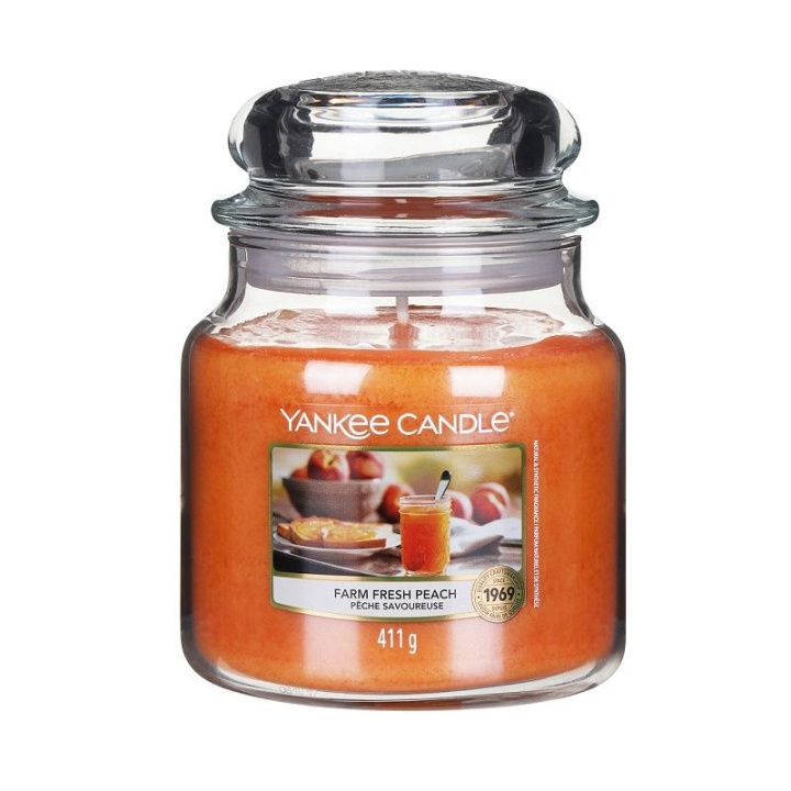 Yankee Candle Classic Medium Jar Farm Fresh Peach 411g i gruppen HELSE OG SKJØNNHET / Duft og parfyme / Andre dufter / Duftlys hos TP E-commerce Nordic AB (C00646)