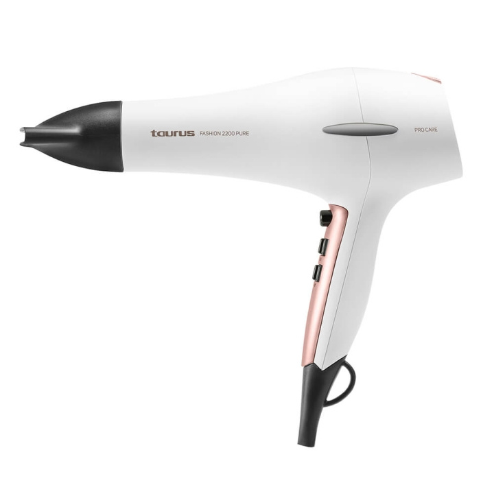 Taurus Hair Dryer Fashion 2200W Pure White i gruppen HELSE OG SKJØNNHET / Hår & styling / Stylingverktøy / Hårfønere hos TP E-commerce Nordic AB (C01768)