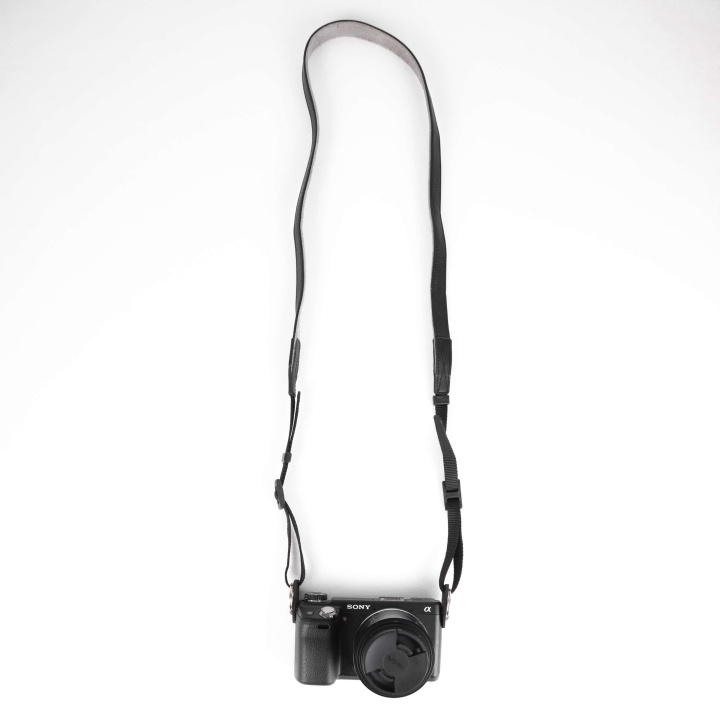 Buffalo Kamerarem Classic 16mm Svart i gruppen Elektronikk / Foto og video / Fotograferingsutstyr / Annet hos TP E-commerce Nordic AB (C01789)