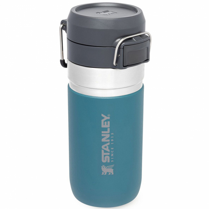 Stanley Quick Flip vannflaske 0,47L Lagoon i gruppen SPORT, FRITID & HOBBY / Friluftsliv / Termoser og flasker hos TP E-commerce Nordic AB (C02687)