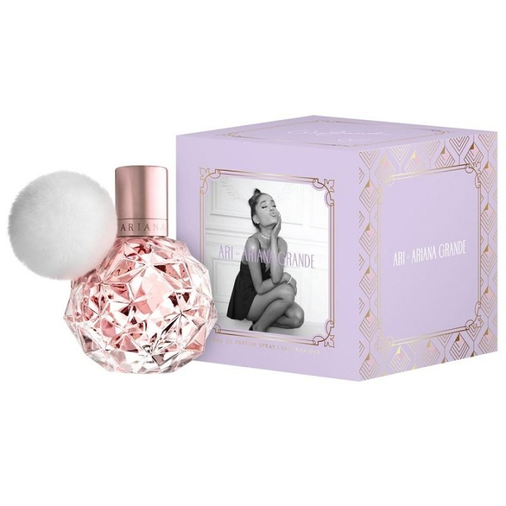 Ariana Grande Ari Edp 30ml i gruppen HELSE OG SKJØNNHET / Duft og parfyme / Parfyme / Parfyme for henne hos TP E-commerce Nordic AB (C03058)