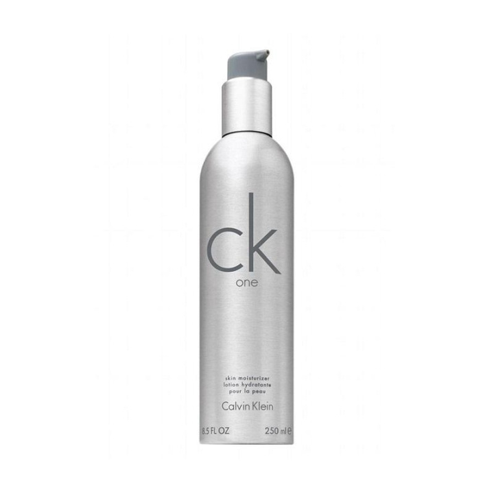 Calvin Klein CK One Skin Moisturiser 250 ml i gruppen HELSE OG SKJØNNHET / Hudpleie / Kroppspleie / Body lotion hos TP E-commerce Nordic AB (C04108)