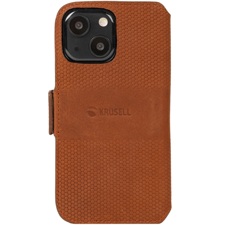 Krusell Leather Phone Wallet iPhone 13 Mini Cognac i gruppen SMARTTELEFON & NETTBRETT / Mobilbeskyttelse / Apple / iPhone 13 Mini / Flippdeksel hos TP E-commerce Nordic AB (C08753)