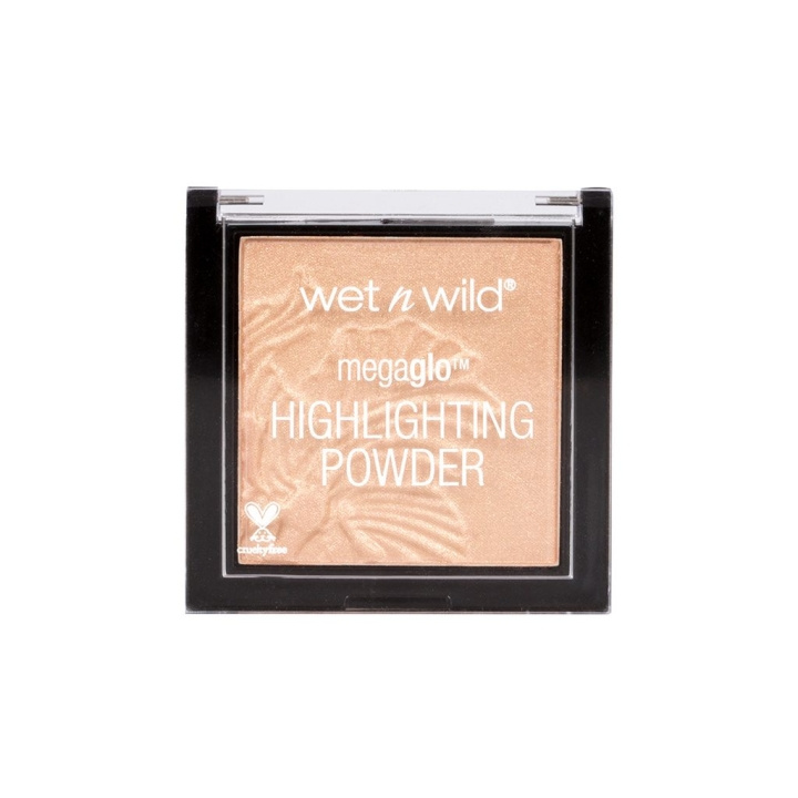 Wet n Wild Mega Glo Highlighting Powder Precious Petals 5,4g i gruppen HELSE OG SKJØNNHET / Makeup / Makeup ansikt / Contour/Highlight hos TP E-commerce Nordic AB (C10459)