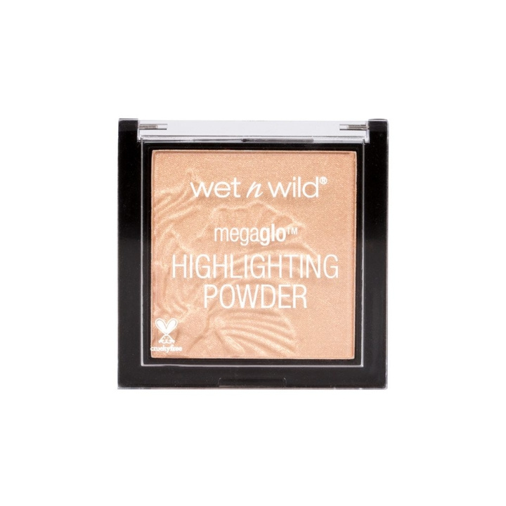 Wet n Wild Mega Glo Highlighting Powder Precious Petals 5,4 g i gruppen HELSE OG SKJØNNHET / Makeup / Makeup ansikt / Contour/Highlight hos TP E-commerce Nordic AB (C10459)