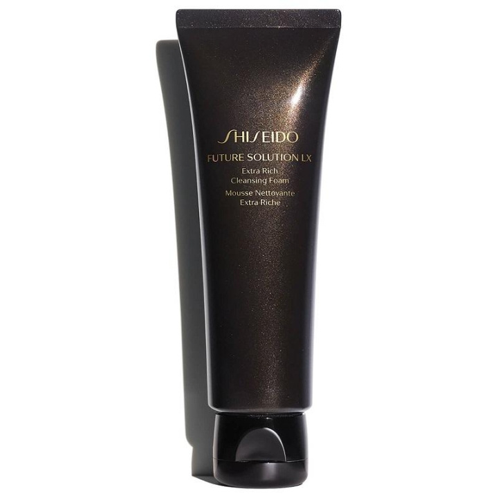 Shiseido Future Solution LX Extra Rich Cleansing Foam 125 ml i gruppen HELSE OG SKJØNNHET / Hudpleie / Ansikt / Rengjøring hos TP E-commerce Nordic AB (C11116)