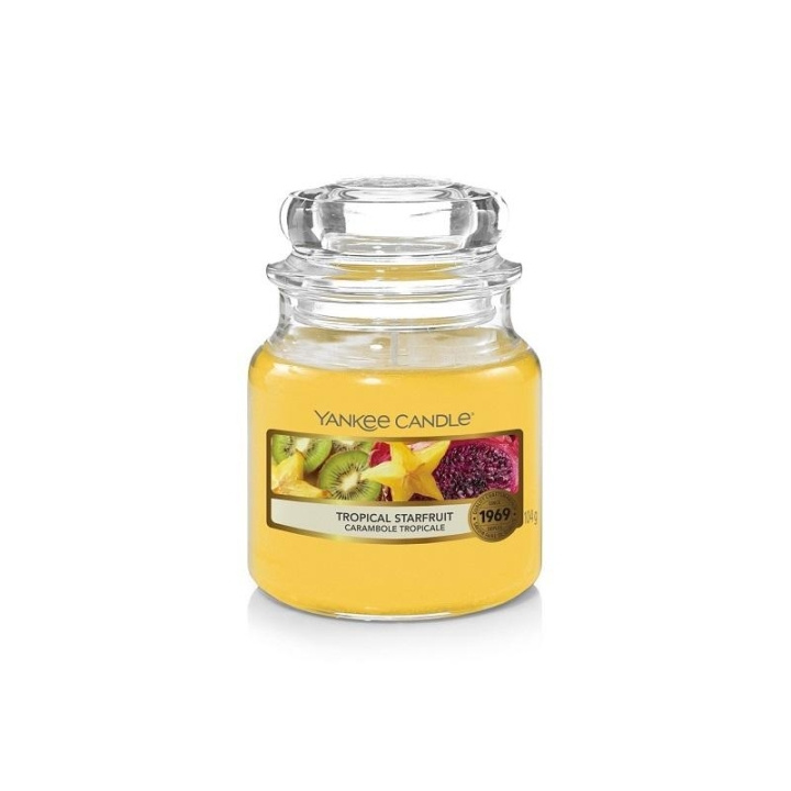 Yankee Candle Classic Small Jar Tropical Starfruit 104g i gruppen HELSE OG SKJØNNHET / Duft og parfyme / Andre dufter / Duftlys hos TP E-commerce Nordic AB (C12950)