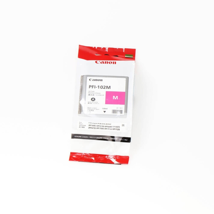Canon Ink 0897B001 PFI-102 Magenta i gruppen Datautstyr / Skrivere og tilbehør / Blekk og toner / Blekkpatroner / Canon hos TP E-commerce Nordic AB (C15979)