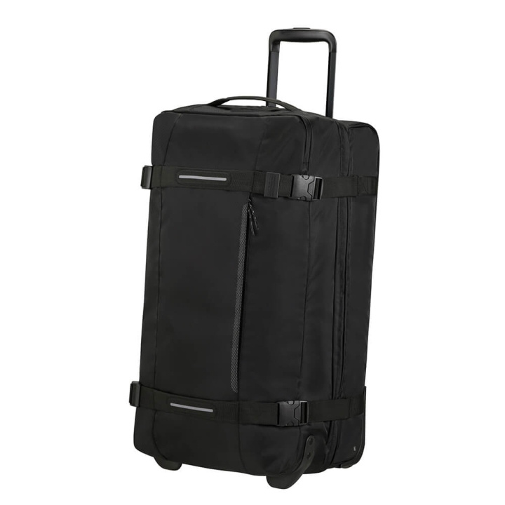 American Tourister Urban Track Duffle/WH Medium Black i gruppen SPORT, FRITID & HOBBY / Reise / Kofferter hos TP E-commerce Nordic AB (C17070)