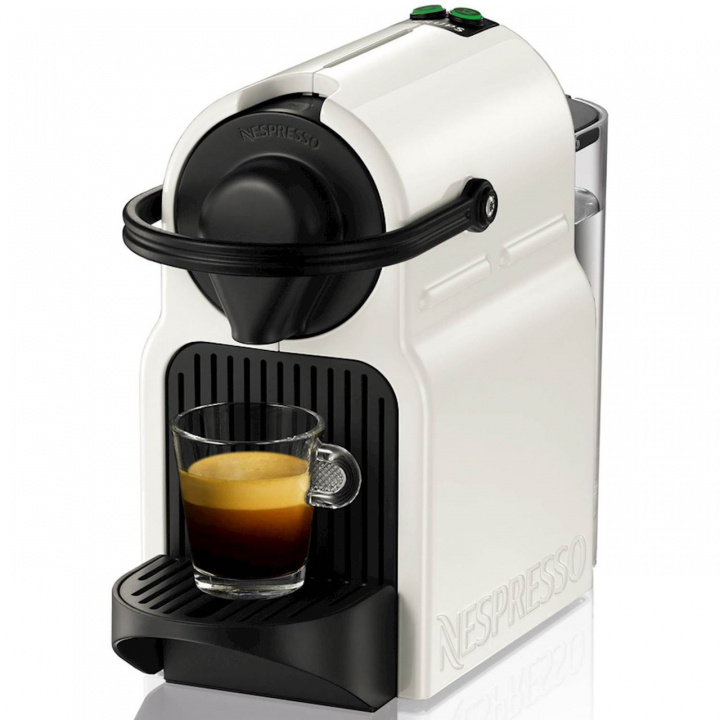 Krups Nespresso Inissia, 0,7 l. Hvit farge i gruppen HJEM, HUS OG HAGE / Husholdningsapparater / Kaffe og espresso / Espressomaskiner hos TP E-commerce Nordic AB (C19336)