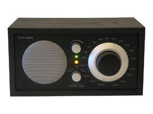 Tivoli Audio Bordradio Model One Svart/Svart/Sølv i gruppen Elektronikk / Lyd & Bilde / Hjemmekino, HiFi og bærbar / Radio & Vekkerklokker / Radio hos TP E-commerce Nordic AB (C19745)