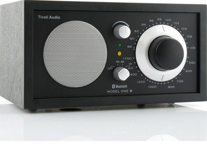 Tivoli Audio Bordradio Model One BT Eik/Svart i gruppen Elektronikk / Lyd & Bilde / Hjemmekino, HiFi og bærbar / Radio & Vekkerklokker / Radio hos TP E-commerce Nordic AB (C19748)