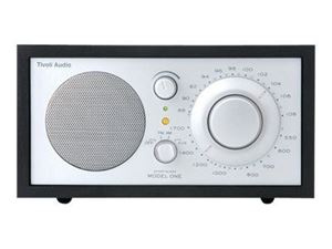 Tivoli Audio Bordradio Model One Silver/Black i gruppen Elektronikk / Lyd & Bilde / Hjemmekino, HiFi og bærbar / Radio & Vekkerklokker / Radio hos TP E-commerce Nordic AB (C19758)