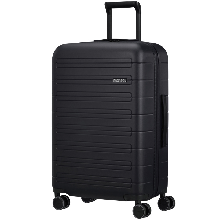 American Tourister Novastream Resväska 67 Exp Dark Slate i gruppen SPORT, FRITID & HOBBY / Reise / Kofferter hos TP E-commerce Nordic AB (C22094)