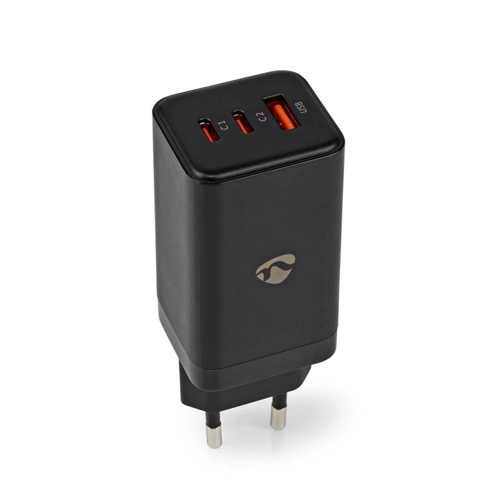 Nedis vegg lader | 65 W | GaN | PD3.0 18W / PD3.0 20W / PD3.0 27W / PD3.0 36W / PD3.0 45W / PD3.0 60W / PD3.0 65W / QC3.0 | Hurtigladefunksjon | 3.0 / 3.25 A A | Antall utganger: 3 | USB-A / 2x USB-C™ | Automatisk Spenning Utvalg | Sort i gruppen SMARTTELEFON & NETTBRETT / Ladere og Kabler / Vegglader / Vegglader USB hos TP E-commerce Nordic AB (C23938)