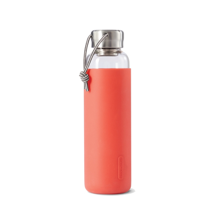 Black+Blum Glassflaske Gummi 600 ml, Coral i gruppen SPORT, FRITID & HOBBY / Friluftsliv / Termoser og flasker hos TP E-commerce Nordic AB (C24834)
