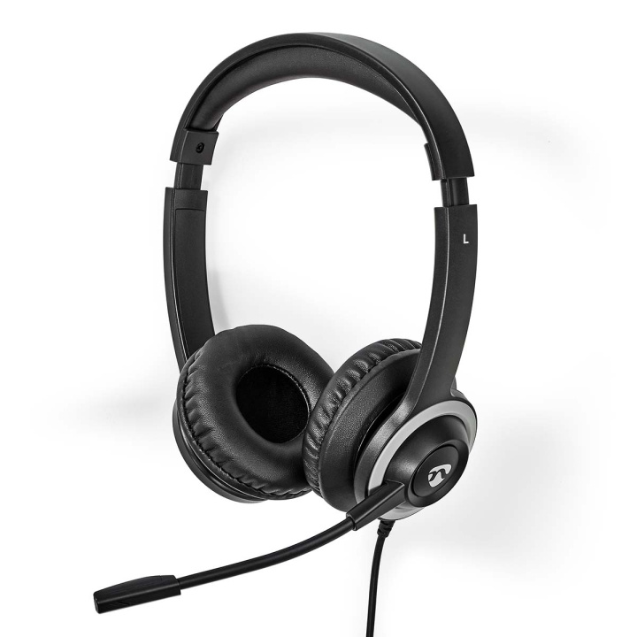 Nedis PC-hodesett | On-Ear | Stereo | USB Type-A / USB Type-C™ | Fold-Away Mikrofon | Sort i gruppen Datautstyr / Datamaskin Tilbehør / Headset hos TP E-commerce Nordic AB (C25675)