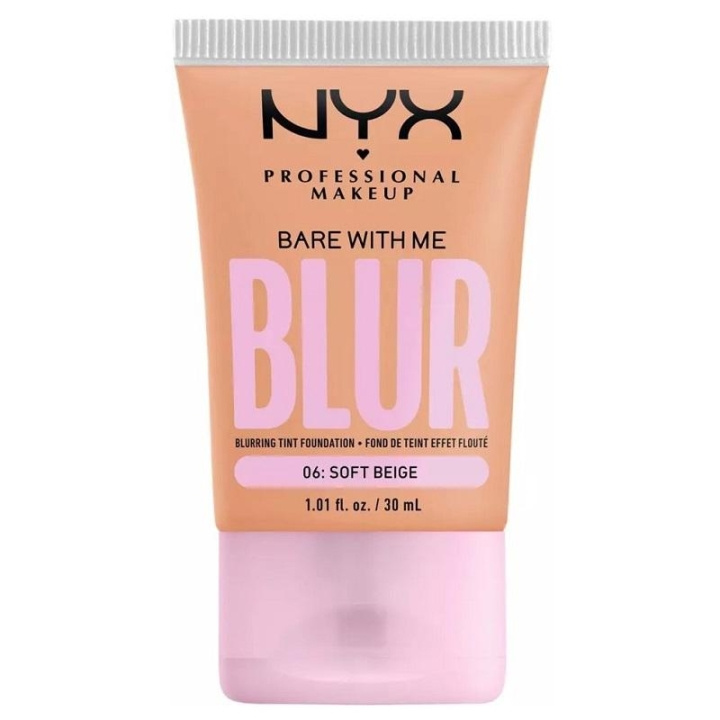 NYX PROF. MAKEUP Bare With Me Blur Tint Foundation 30ml 06 Soft Beige i gruppen HELSE OG SKJØNNHET / Makeup / Makeup ansikt / Foundation hos TP E-commerce Nordic AB (C28985)