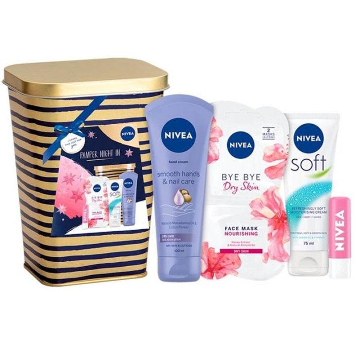 Nivea Pamper Night In gavesett med 5 deler i gruppen HELSE OG SKJØNNHET / Hudpleie / Ansikt / Nattkrem hos TP E-commerce Nordic AB (C29212)