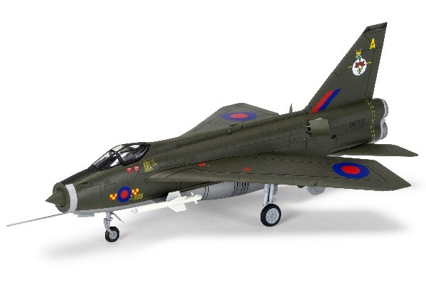 AIRFIX English Electric Lightning F.2A, 1:72 hanging gift i gruppen SPORT, FRITID & HOBBY / Hobby / Plastmodeller / Fly & Helikoptre hos TP E-commerce Nordic AB (C29600)