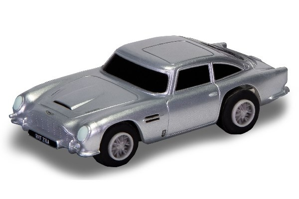 SCALEXTRIC Micro, James Bond DB5, Goldfinger 1:64 i gruppen LEKER, BARN OG BABY / Radiostyrt / Bilbaner / Biler hos TP E-commerce Nordic AB (C29733)