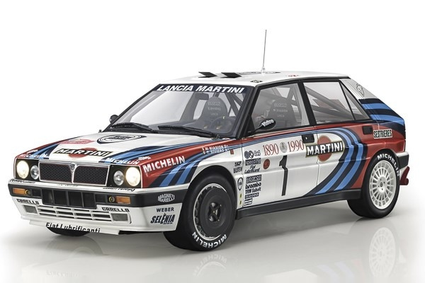 ITALERI 1:12 Lancia Delta HF Integrale 16V i gruppen SPORT, FRITID & HOBBY / Hobby / Plastmodeller / Biler hos TP E-commerce Nordic AB (C29771)