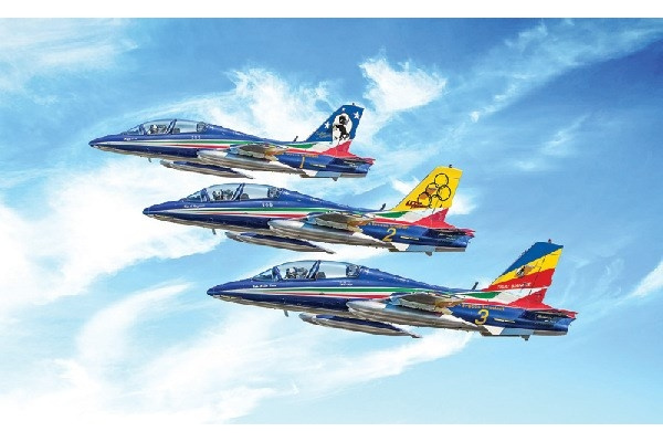 Italeri 1:72 Aermacchi MB-339 \'60th P.A.N. Anniversary\' i gruppen SPORT, FRITID & HOBBY / Hobby / Plastmodeller / Fly & Helikoptre hos TP E-commerce Nordic AB (C29782)