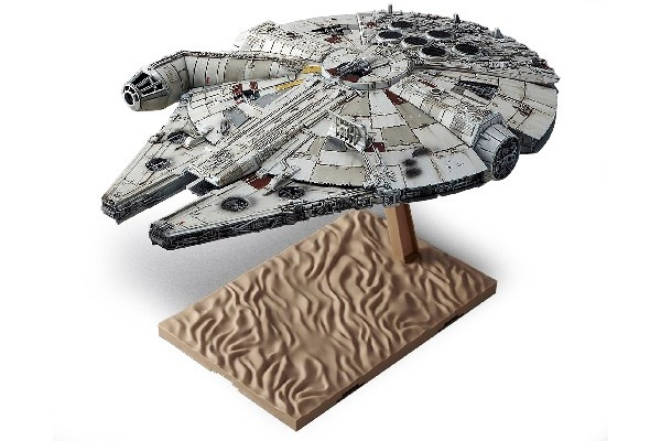 Revell Bandai Millennium Falcon i gruppen SPORT, FRITID & HOBBY / Hobby / Plastmodeller / Sci-Fi hos TP E-commerce Nordic AB (C29871)