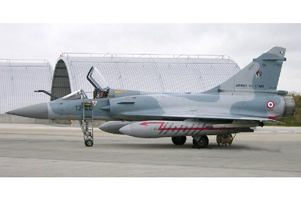 Revell Dassault Mirage 2000C 1:48 i gruppen SPORT, FRITID & HOBBY / Hobby / Plastmodeller / Fly & Helikoptre hos TP E-commerce Nordic AB (C29904)