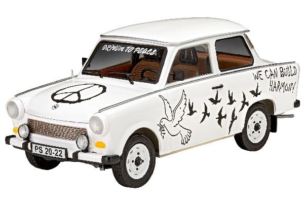 Revell Trabant 601S \'Builder\'s Choice\' i gruppen SPORT, FRITID & HOBBY / Hobby / Plastmodeller / Biler hos TP E-commerce Nordic AB (C29977)