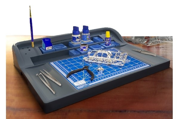 Revell Arbeidsstasjon i gruppen SPORT, FRITID & HOBBY / Hobby / Plastmodeller / Verktøy hos TP E-commerce Nordic AB (C30107)