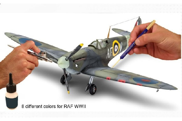 Revell Modellfarge, RAF WWII 8x17ml i gruppen SPORT, FRITID & HOBBY / Hobby / Hobbyfarger / Revell / Fargesett hos TP E-commerce Nordic AB (C30623)