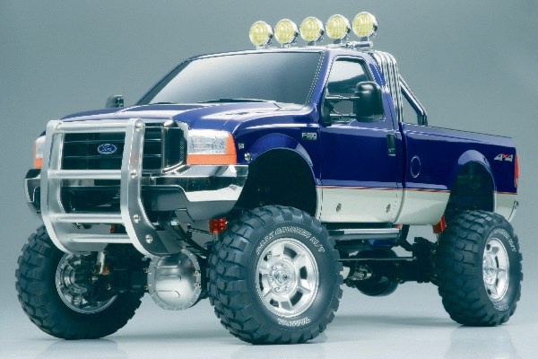 Tamiya 1/10 R/C Ford F-350 High-lift i gruppen LEKER, BARN OG BABY / Radiostyrt / Radiostyrte biler hos TP E-commerce Nordic AB (C31485)