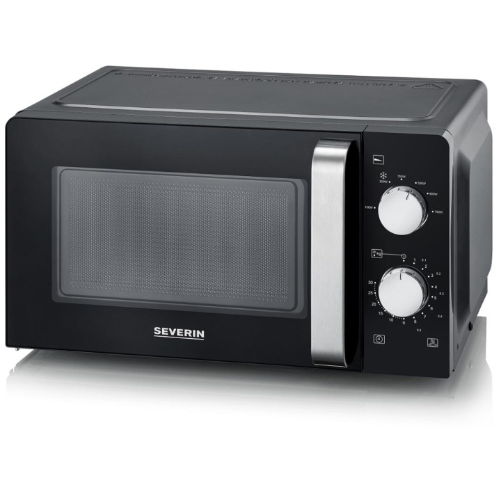 Severin Mikrobølgeovn svart 700W 17 liter MW 7886 i gruppen HJEM, HUS OG HAGE / Husholdningsapparater / Mikrobølgeovner hos TP E-commerce Nordic AB (C33832)