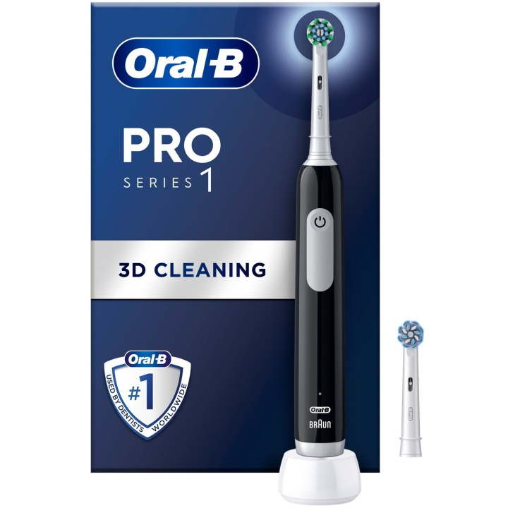 Oral B Elektrisk tannbørste Pro1 Black + ekstra refill i gruppen HELSE OG SKJØNNHET / Munnpleie / Elektriske tannbørster hos TP E-commerce Nordic AB (C33847)