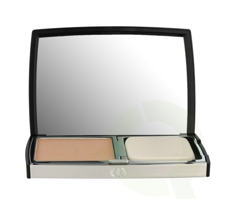 Christian Dior Dior Forever Natural Velvet Compact Foundation 10 gr 3N i gruppen HELSE OG SKJØNNHET / Makeup / Makeup ansikt / Foundation hos TP E-commerce Nordic AB (C41323)