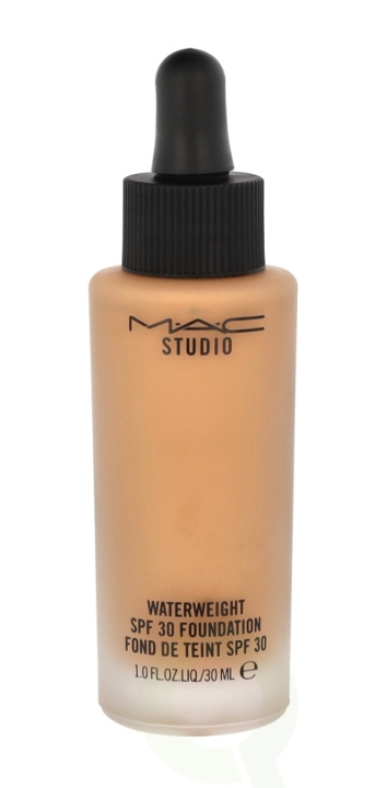 MAC Studio Waterweight Foundation SPF30 30 ml NC42 i gruppen HELSE OG SKJØNNHET / Makeup / Makeup ansikt / Foundation hos TP E-commerce Nordic AB (C41698)